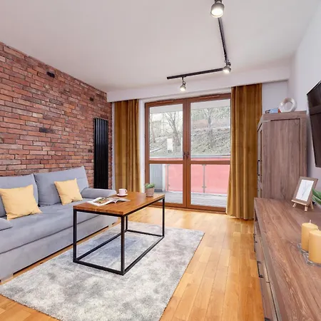 Industrial Fredry With Parking By Renters * Cracóvia