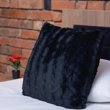 Industrial Fredry With Parking By Renters