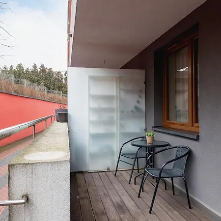 Industrial Fredry With Parking By Renters *